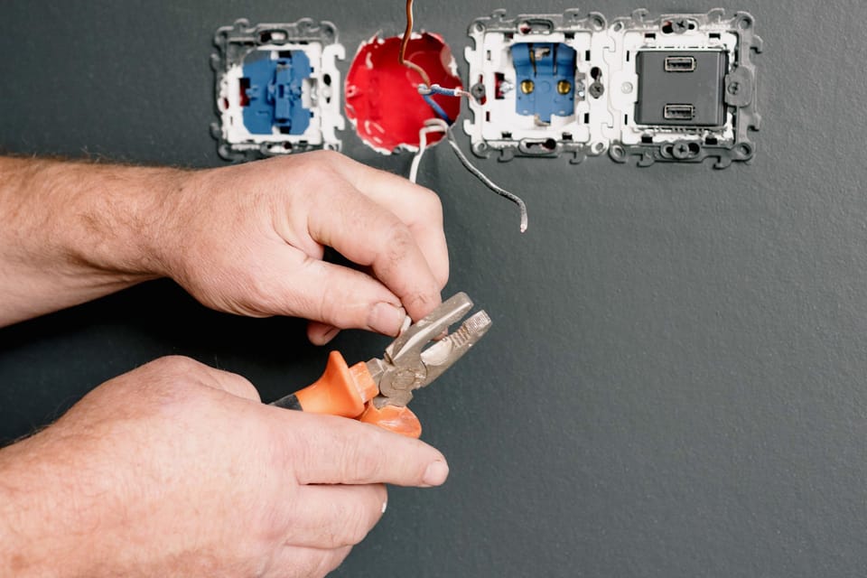 Electrical contractor servicing a commercial panel